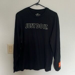 Nike black long sleeve shirt size medium